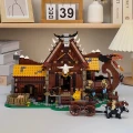 773